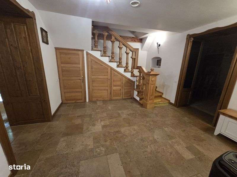 Casa ultracentrala de vanzare - Imagine principală: 4/8