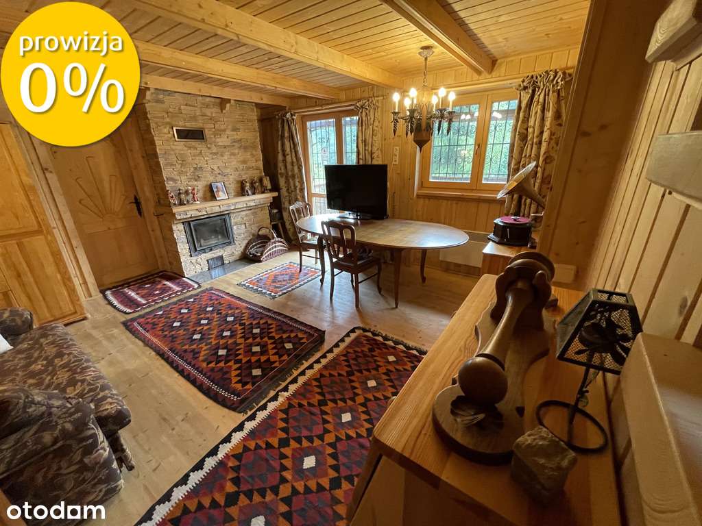 Podwójny dom z bala w enklawie ciszy i zieleni.-14