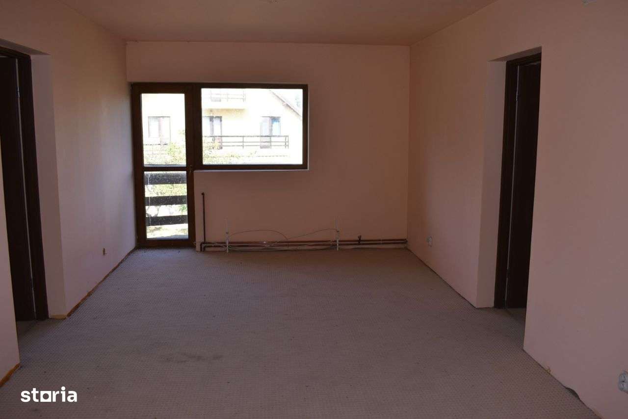 Pensiune/casa cu mai multe utilitati de vanzare in Bran-Predelut-16