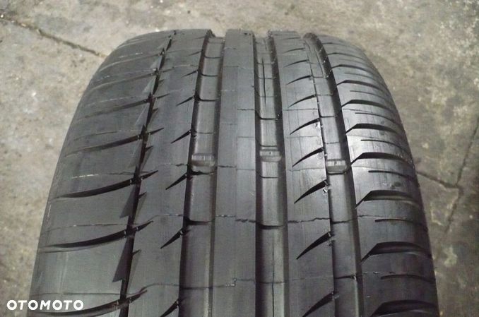 MICHELIN Pilot Sport PS2 225/40R18 7,3mm 2018 - 1