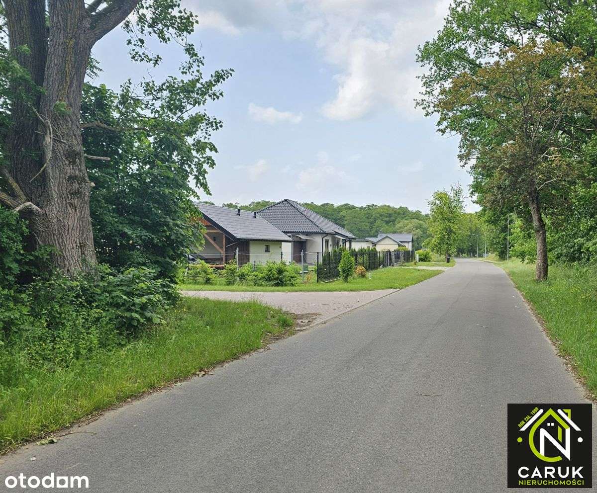 Działka z warunkami zabudowy  Chomino-1