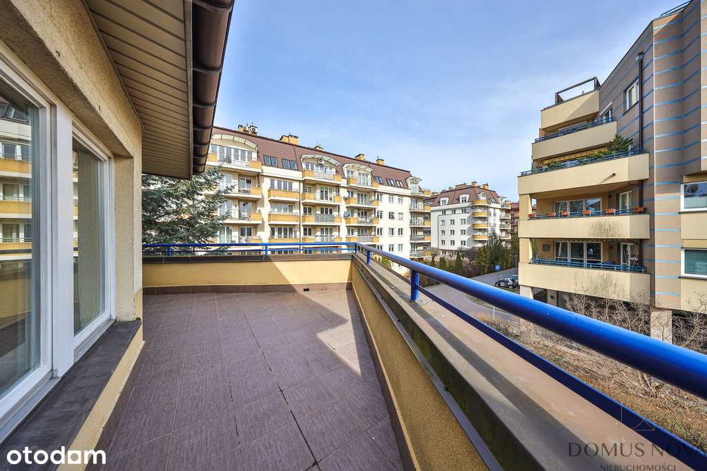 Trzypoziomowe mieszkanie - Ursynów-16