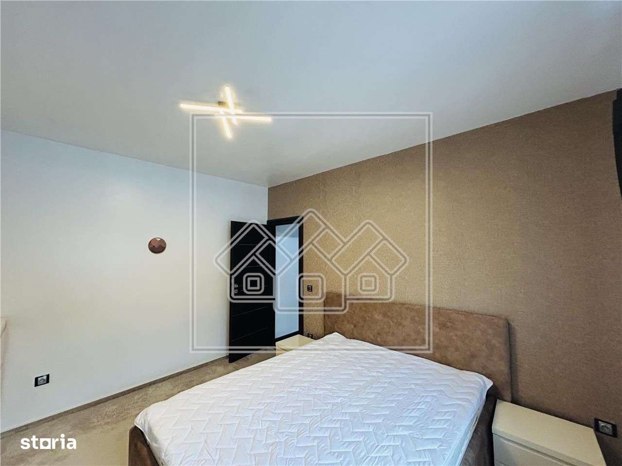 Ap cu 3 camere, balcon, etaj 2\/3, mobilat si utilat - C. Arhitectilo - Imagine principală: 4/19