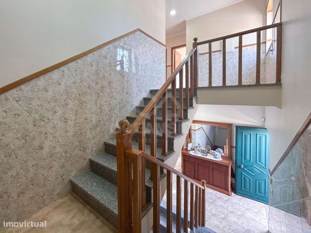 Moradia T4 independente em Castelo Branco-27