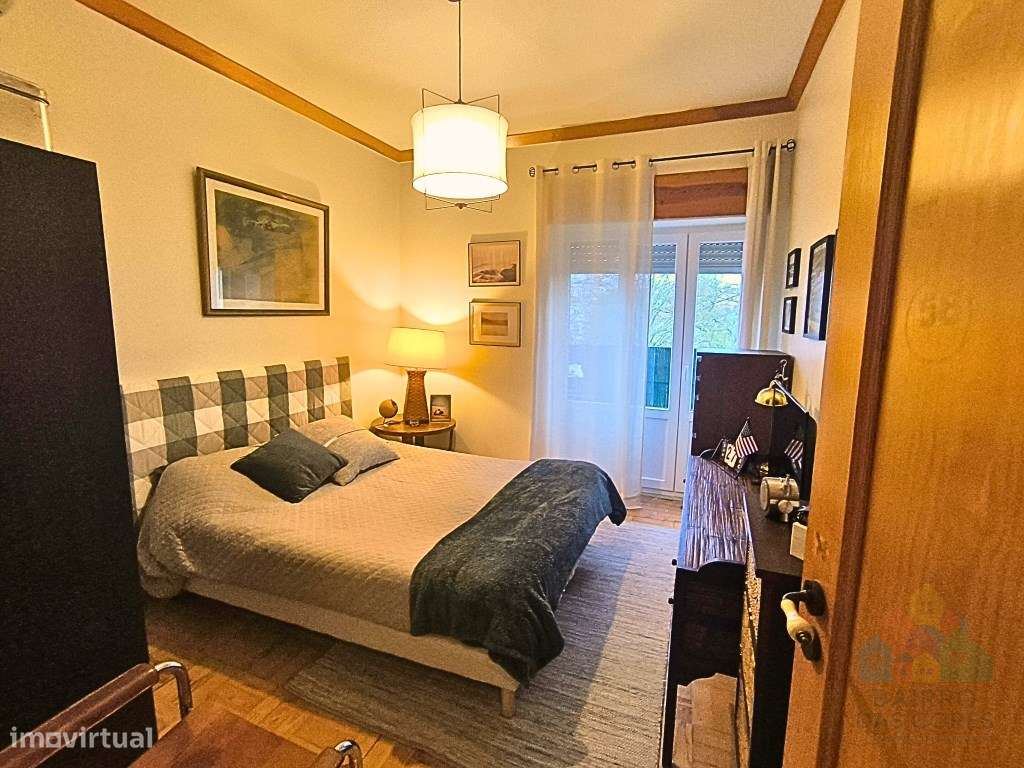 Apartamento T4 - Elegância Contemporânea no Coração de Tomar-10