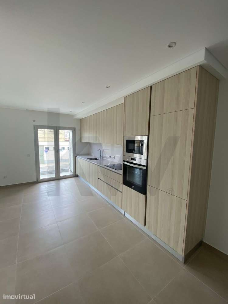 Apartamento T3 - Centro da Nazaré - Grande imagem: 2/21