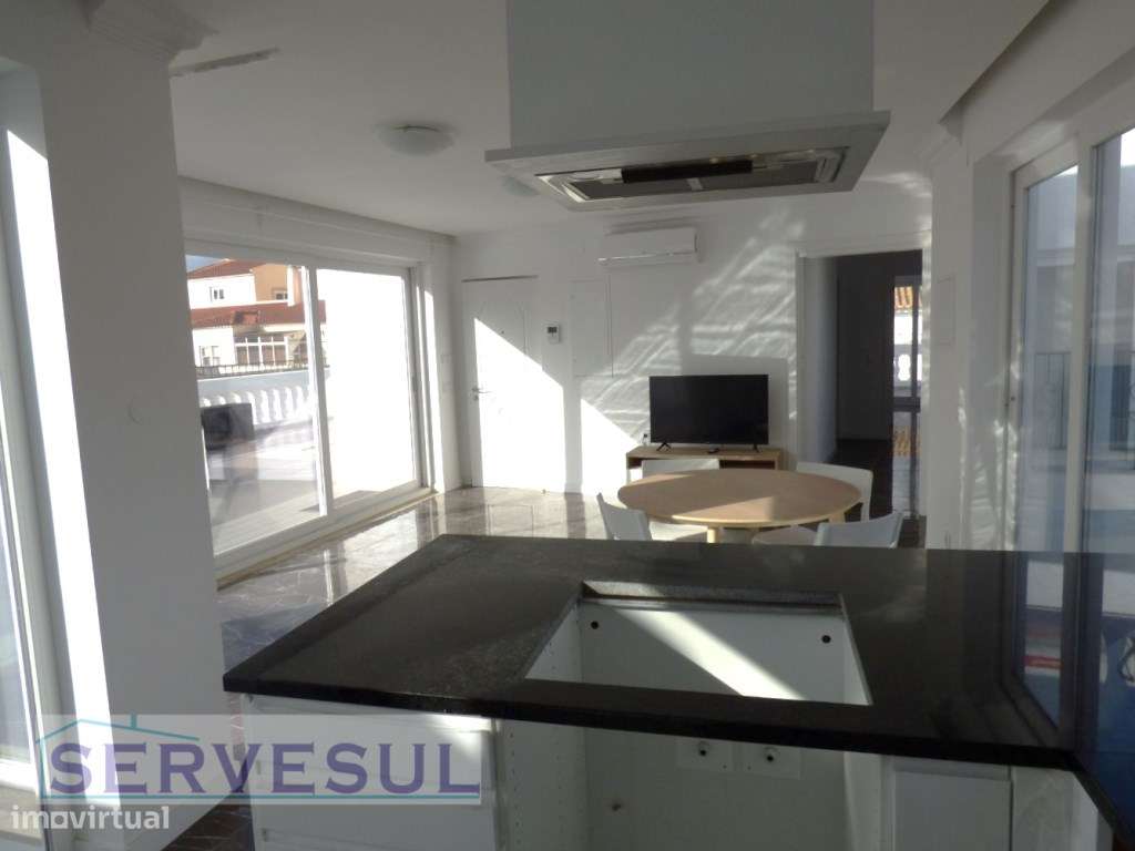 Novo Apartamento penthouse de 2 quartos e terraço com piscina, inse... - Grande imagem: 5/25