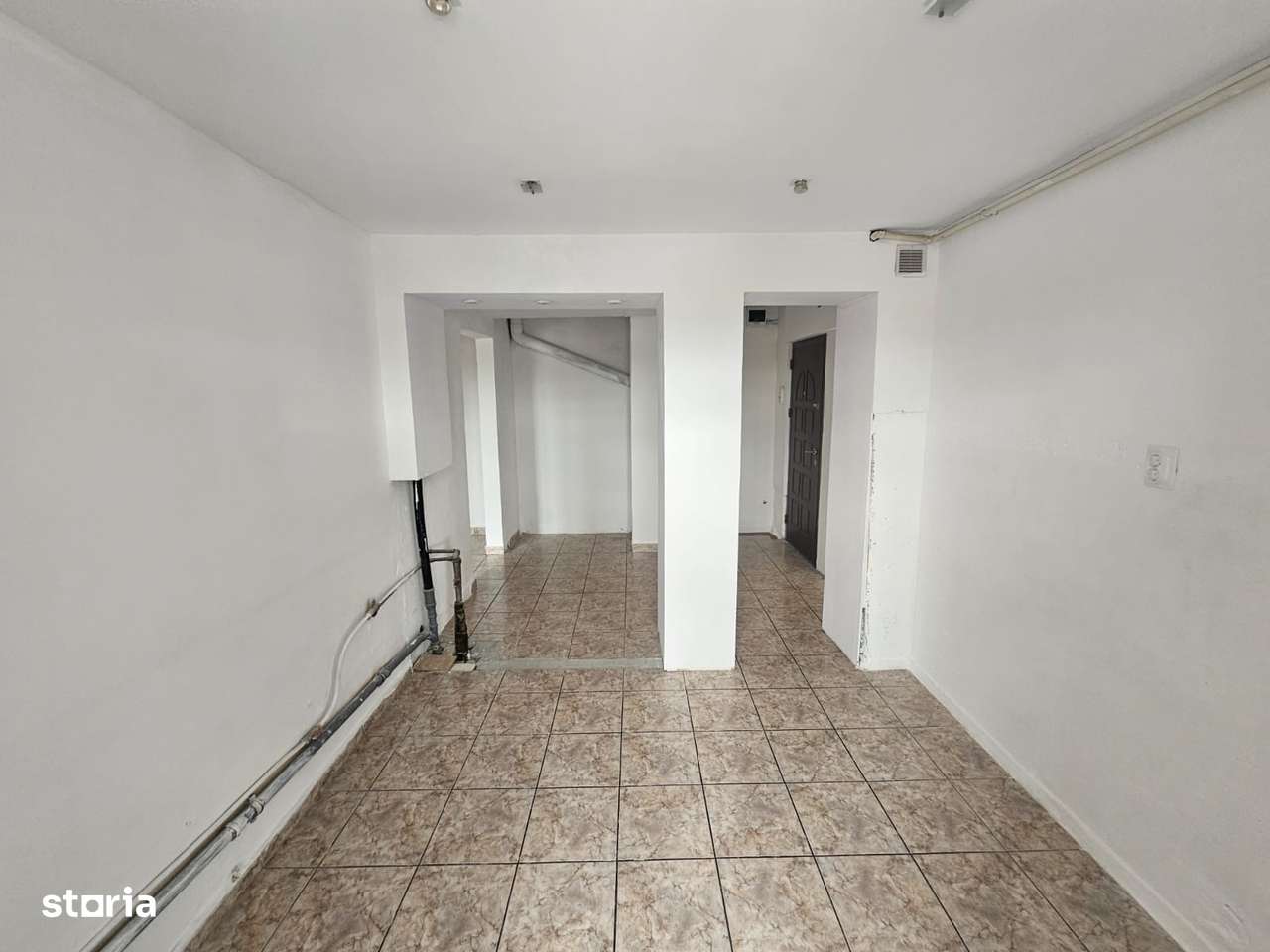 Apartament cu 2 camere de vânzare în Curtea de Argeș. - Imagine principală: 4/12