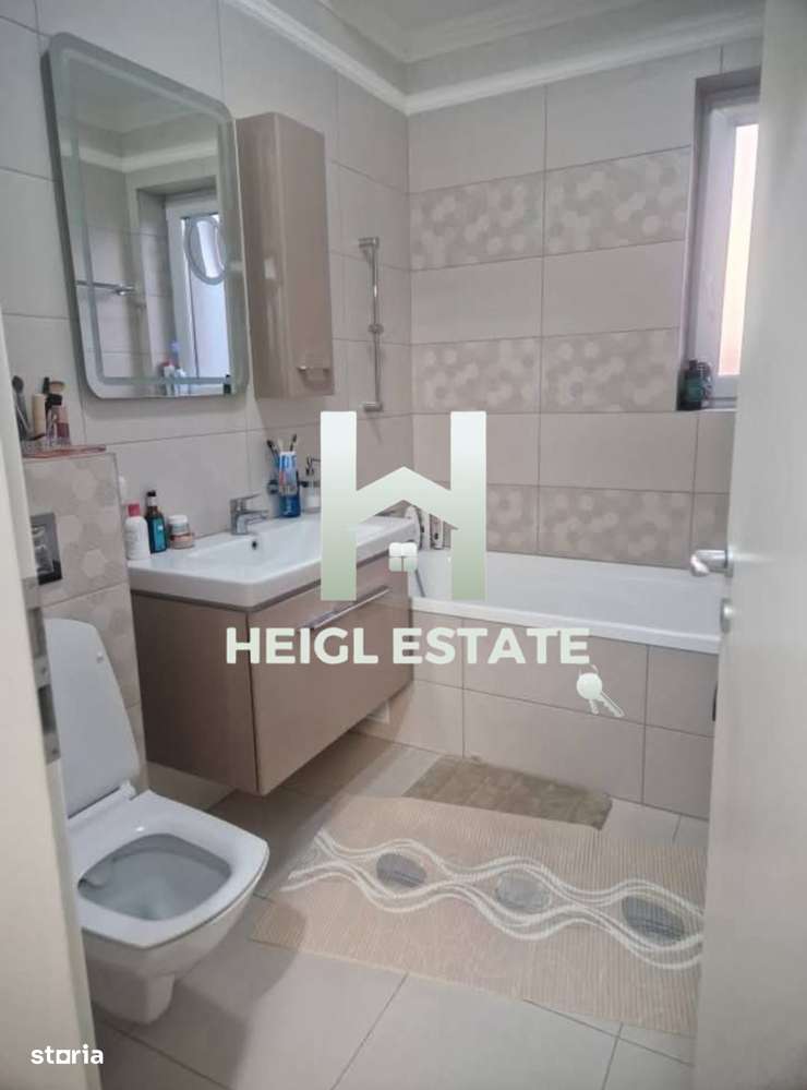 Apartament cu 3 camere decomandat in GIROC-5