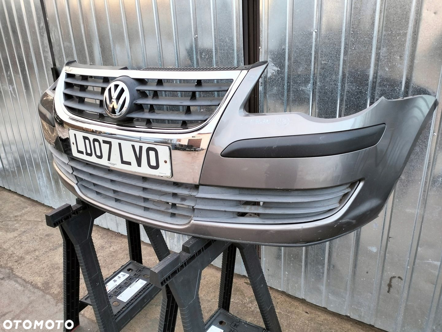 ZDERZAK GRILL PRZOD PRZEDNI VW TOURAN I MK1 LIFT KOLOR LD7S LATA 2006-2010 - 9