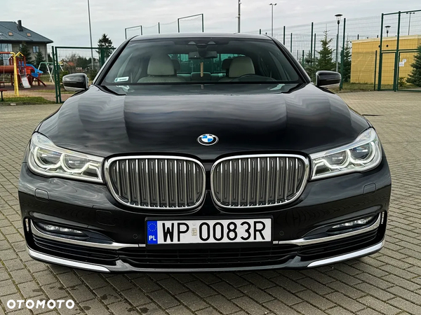 BMW Seria 7 740d xDrive - 3