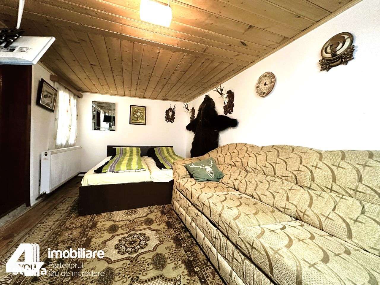 Casa de vacanță în Groșii Noi, județul Arad - 85500 euro - Imagine principală: 5/7