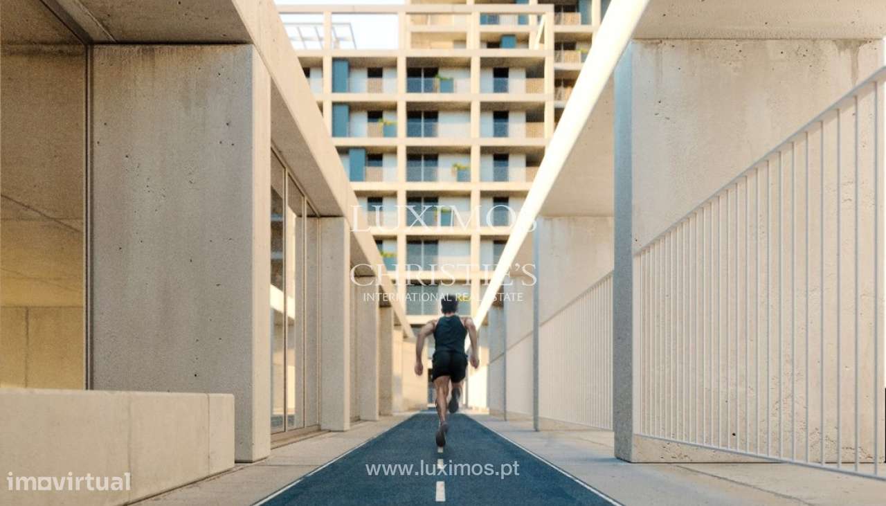 Fernão Magalhães 127: Apartamento T0, à venda, no centro do Porto-14