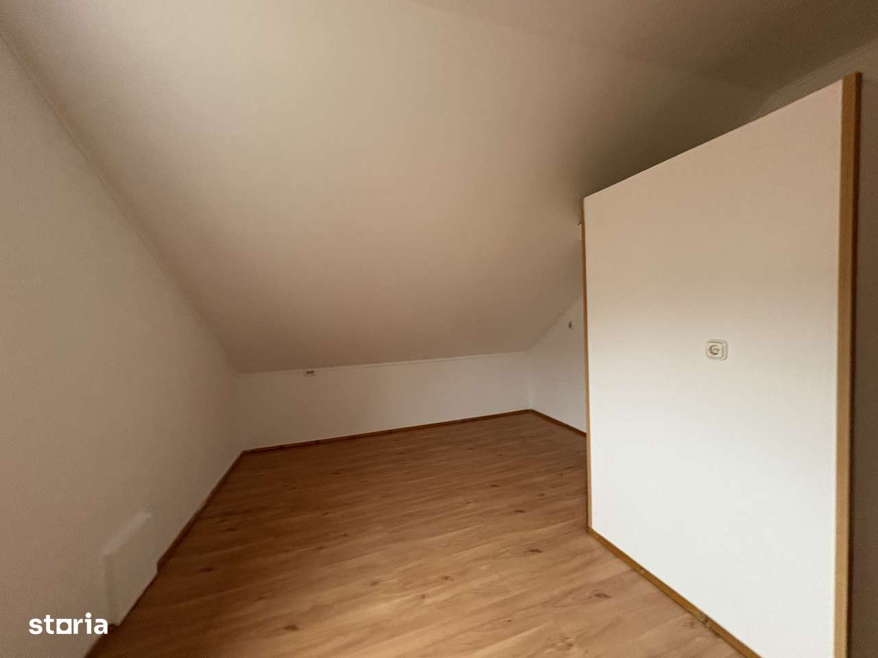 Birou ,str Vasile Conta ,zona Decebal - Imagine principală: 4/7