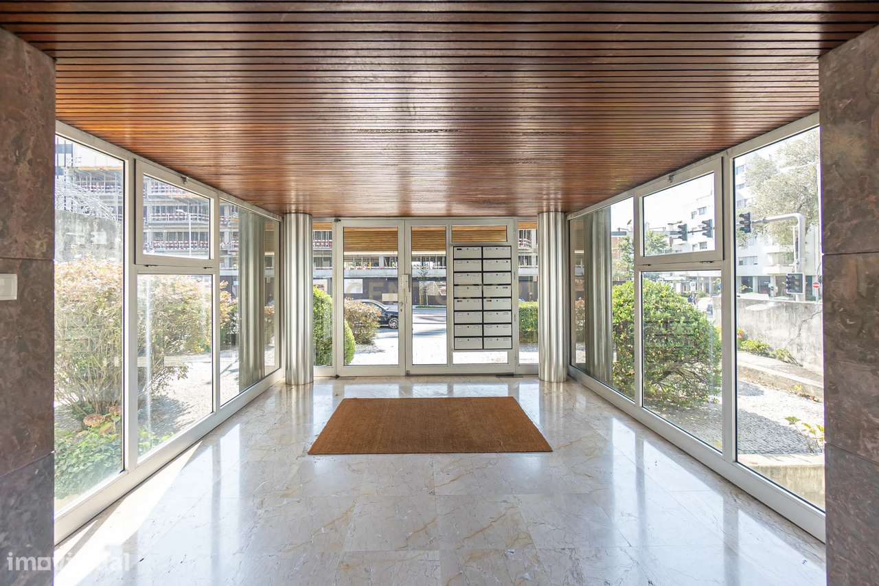 Apartamento T3 com garagem em box para arrendamento na Avenida da Boav - Grande imagem: 5/47