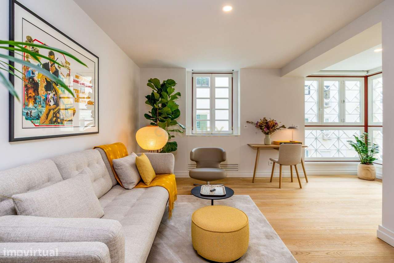 APARTAMENTO T1 DE LUXO COM 2 CASAS DE BANHO - AVENIDAS NOVAS - Grande imagem: 2/33