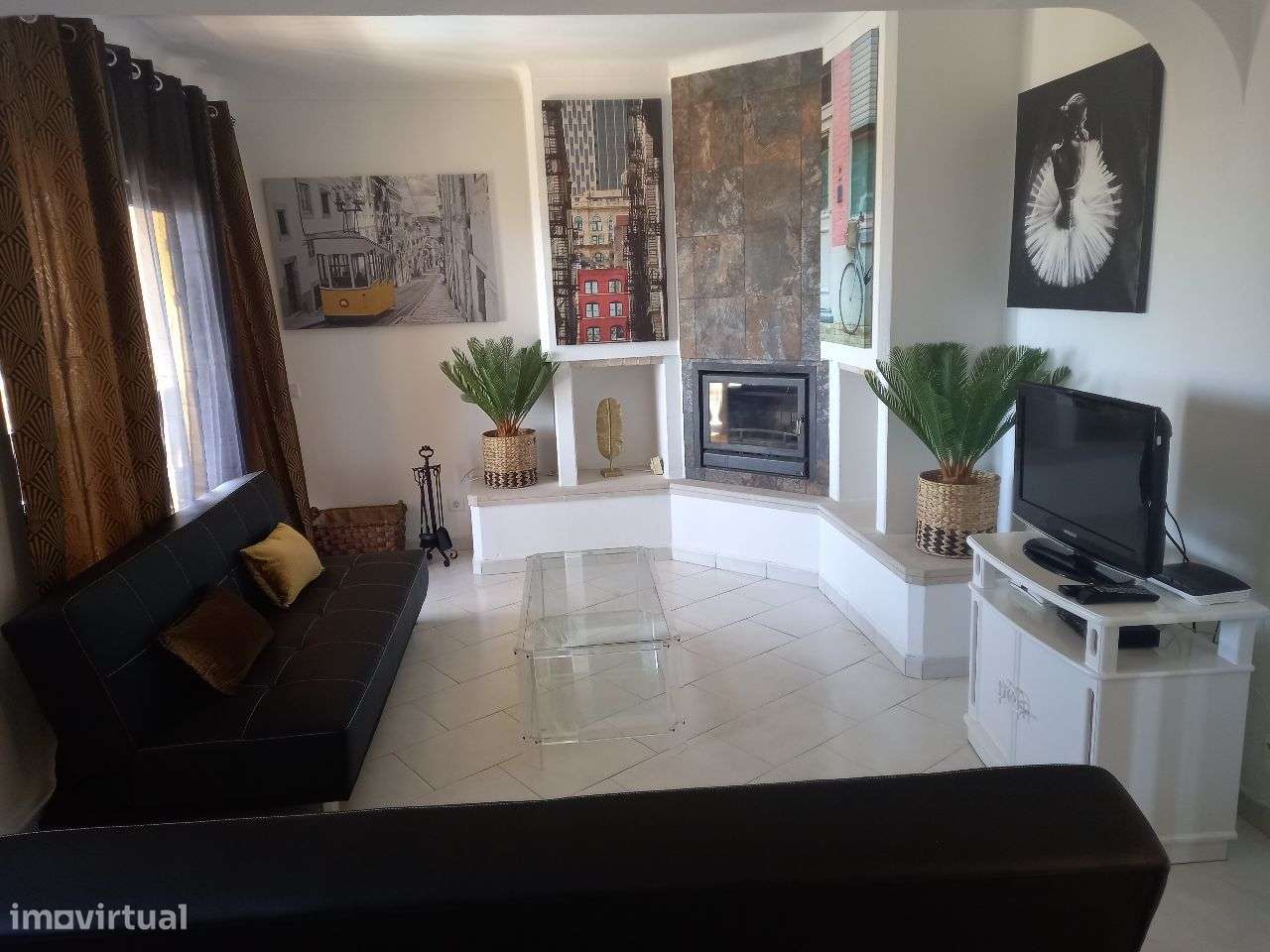 Aluga-se óptimo quarto ao ano no Pátio, Albufeira - Grande imagem: 5/9