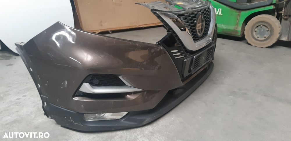 Bara fata Nissan Qashqai 2019 - 2