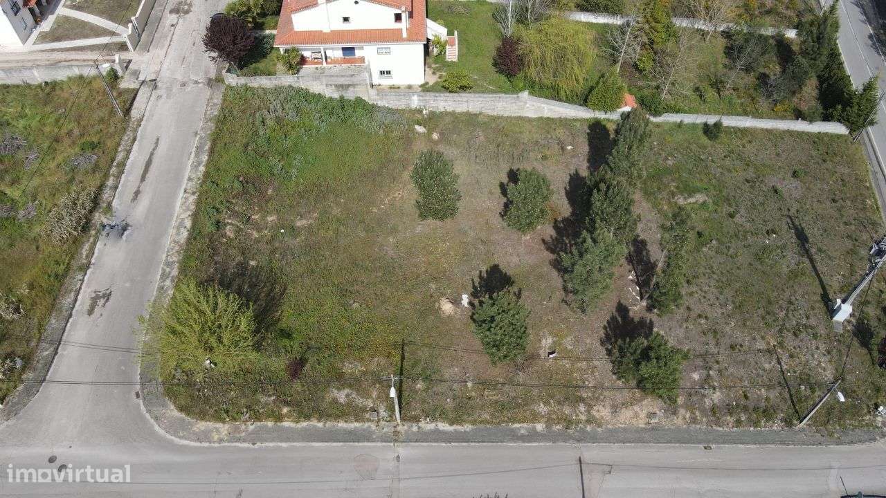 Lote para construção na periferia da cidade de Ourém - Grande imagem: 4/18