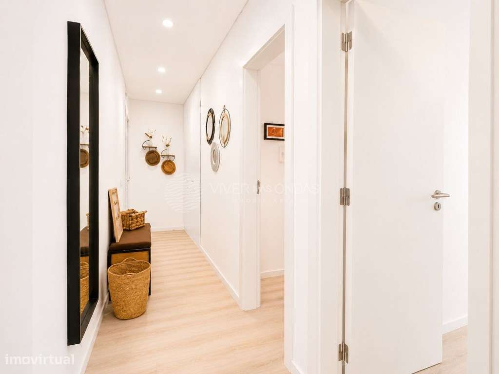 Andar de Moradia T2 remodelado em Santo António - Costa da Caparica-14