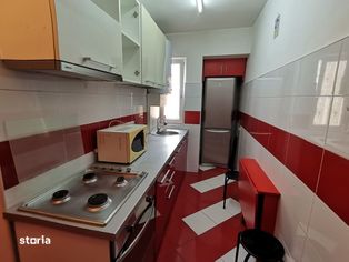 INCHIRIEZ apartament 2 camere , renovat,zona Vasile Aaron