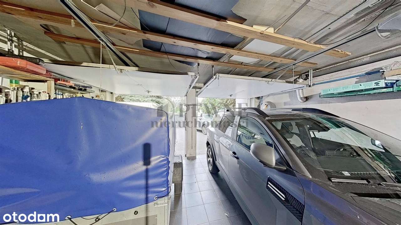 Duży, wygodny, nowoczesny dom  z  ogrodem i garażem na 2 samochody-19
