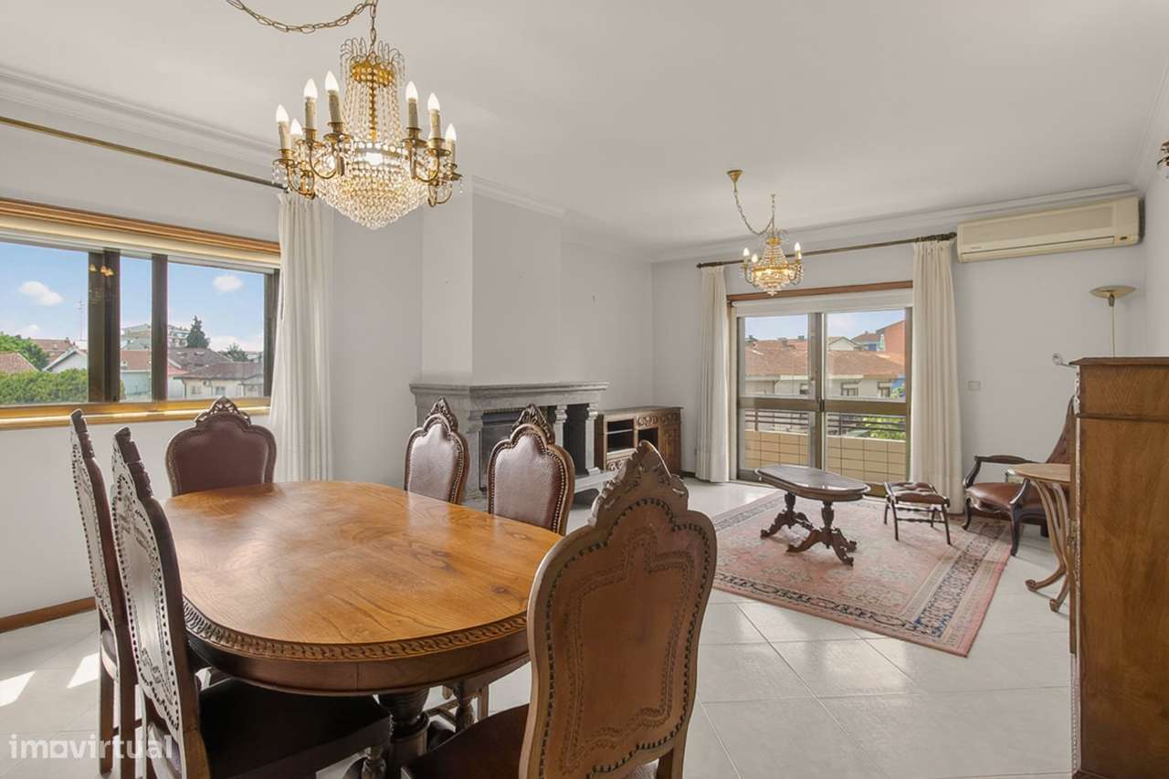 T4 com garagem fechada (38 m²) em Rio Tinto – Excelente oportunidade-16