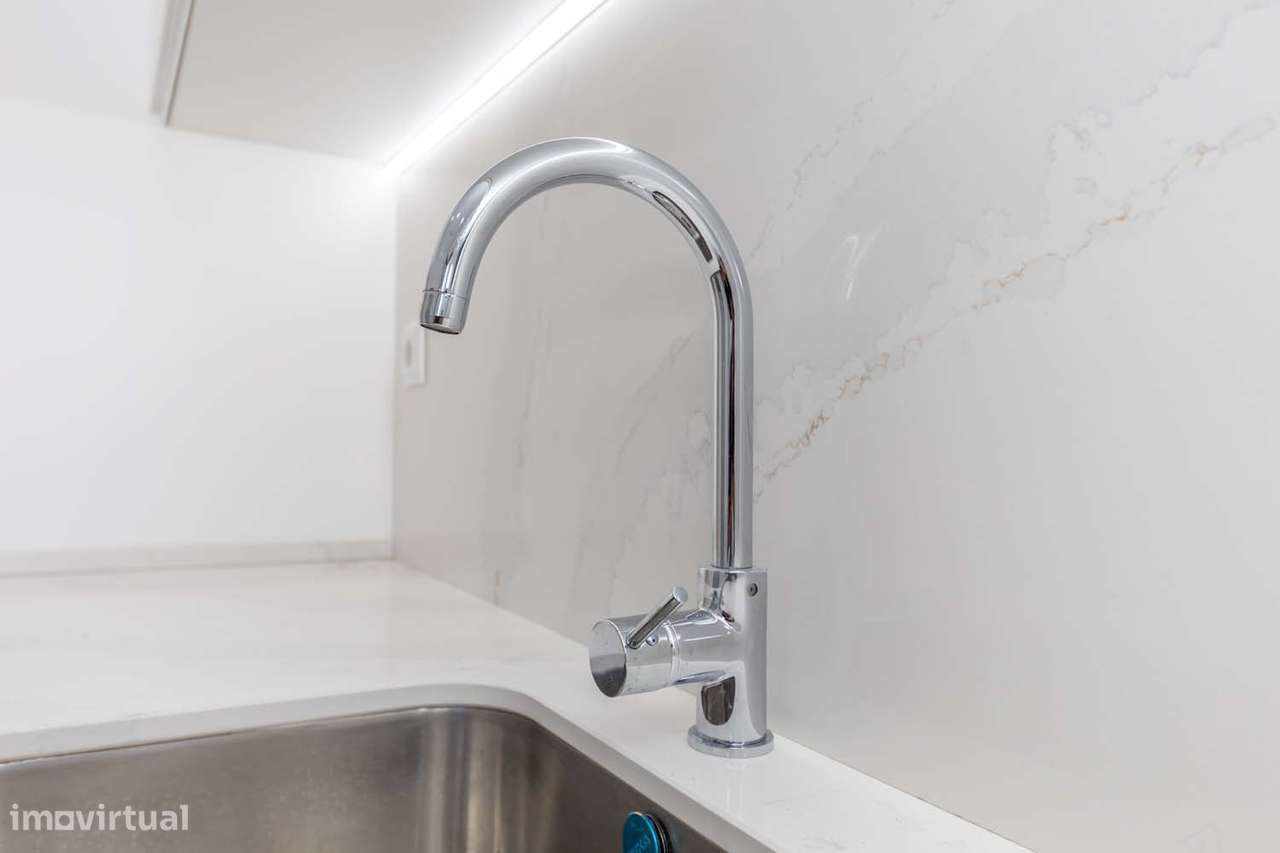 T3 NOVO – Apartamento com Espaço Exterior Único de 500 m² no Seixal-18