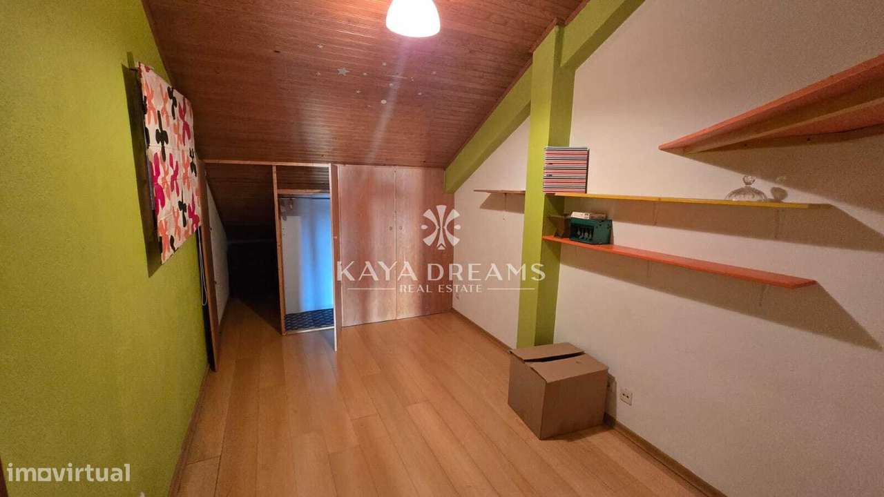 PRÉDIO COMPOSTO POR 4 PISOS EM EXCELENTE ESTADO, CAMARATE, LOURES-10