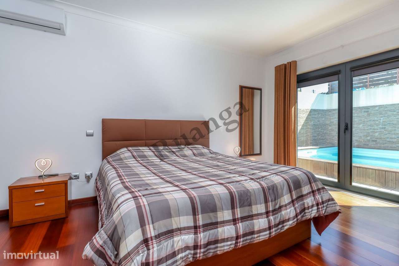 Excelente Moradia  para venda na Aldeia de Santo André-15