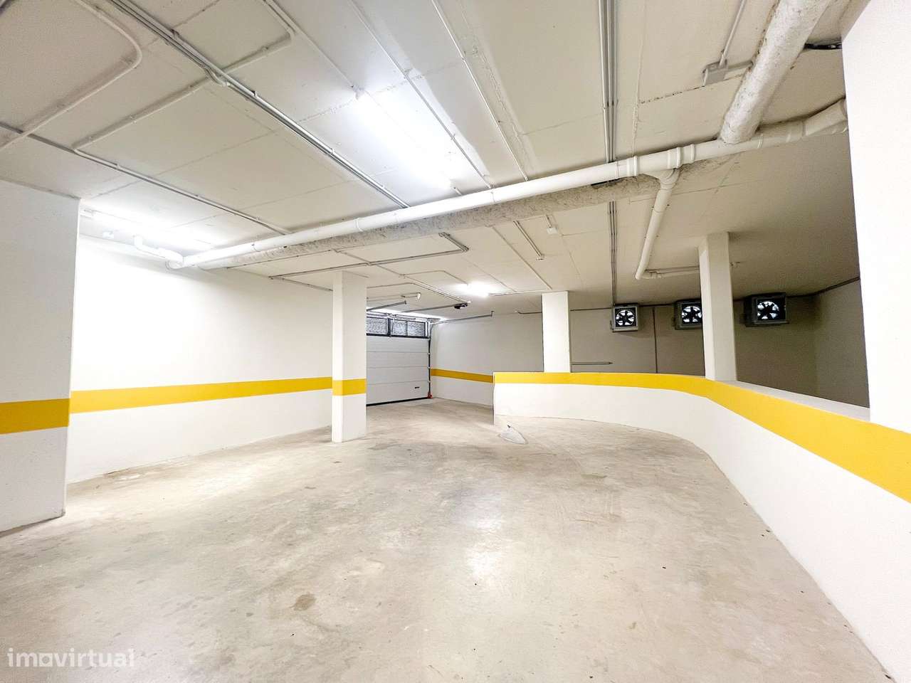 T2 novo c/ estacionamento e varanda - URBANIZAÇÃO MOINHOS DO...-44