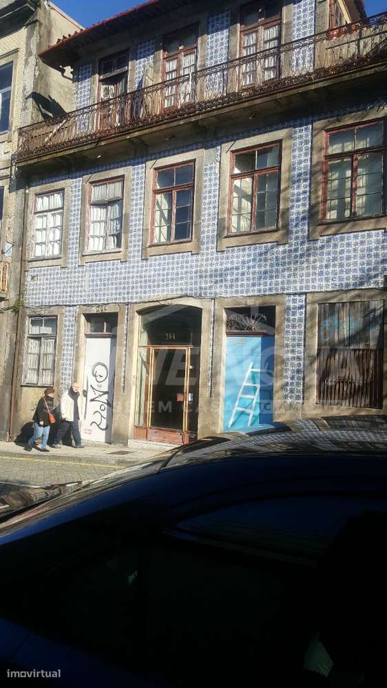 Prédio para reabilitar c/ PIP Aprovado na Baixa do Porto-2