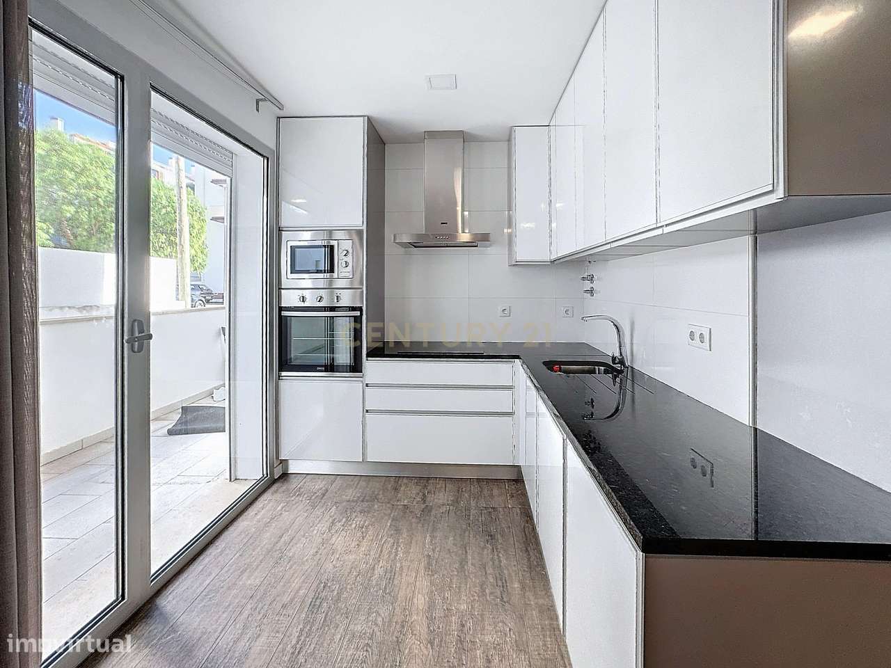 Apartamento Moderno com Vista para a Praia na Nazaré - Grande imagem: 5/16