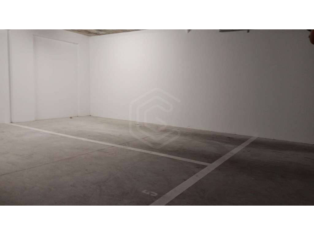 Prédio com 5 apartamentos no centro de Portimão - Grande imagem: 5/19