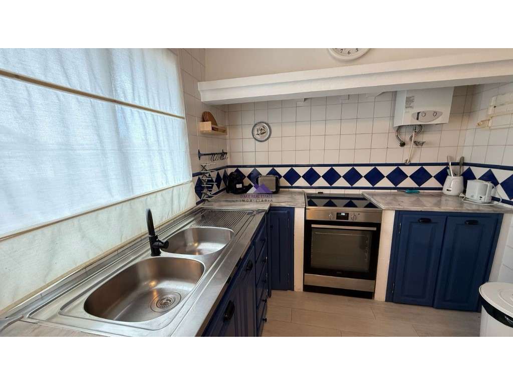 Moradia V3+1 a 600m da Praia-18