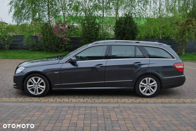 Mercedes-Benz Klasa E 350 T CDI DPF BlueEFFICIENCY 7G-TRONIC - 16