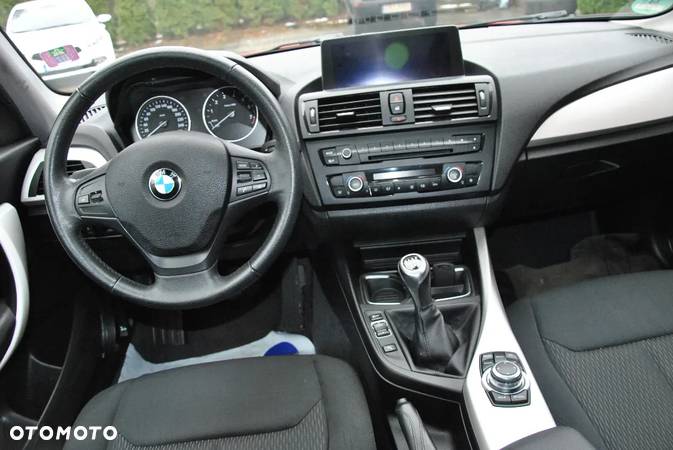 BMW Seria 1 - 13