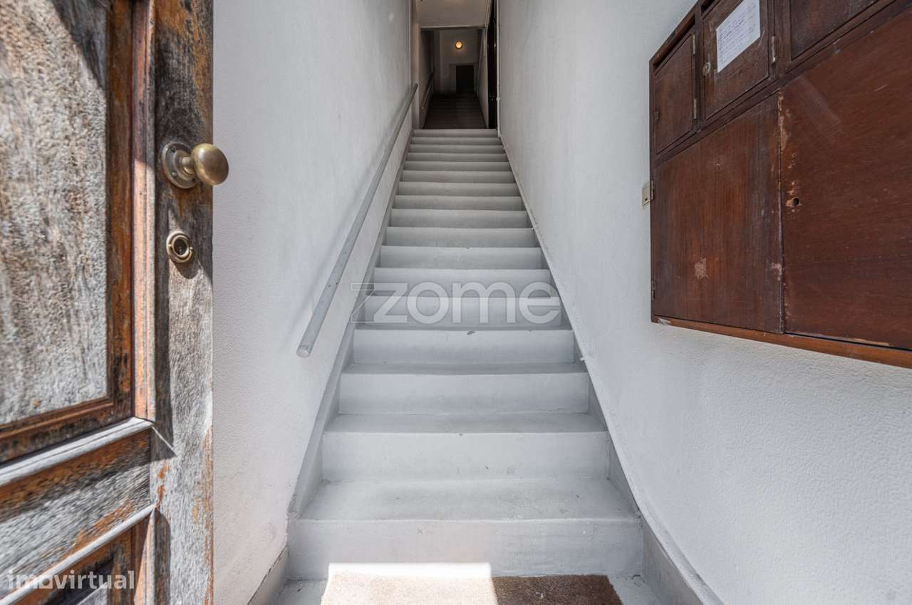 T2 primeira linha com vista rio, Alfândega do Porto - Grande imagem: 5/24