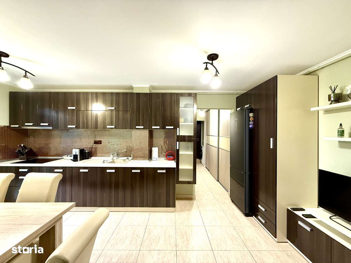 Apartament 3 camere 70 mp utilat cu garaj sub bloc zona Noului Mall - Imagine principală: 2/12