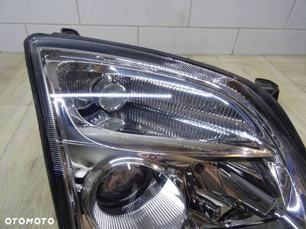 LAMPA VECTRA C XENON PRAWA PRZÓD PRZEDNIA 1EL008321-08 - 3