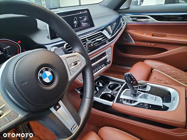 BMW Seria 7 - 15