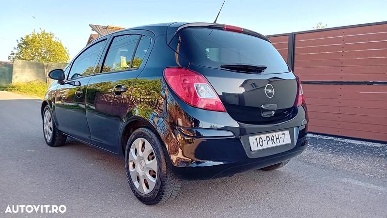 Opel Corsa 1.2 Essentia - 2