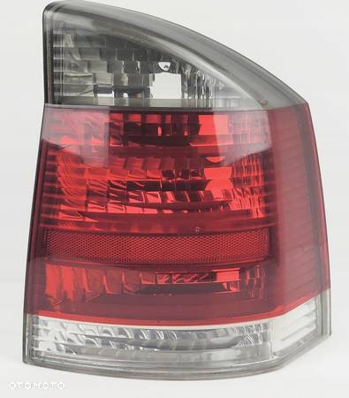 OPEL VECTRA C LIFT SEDAN HB LAMPA TYLNA TYŁ PRAWA EUROPA - 2