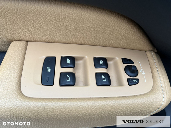 Volvo XC 60 D4 AWD Inscription - 13
