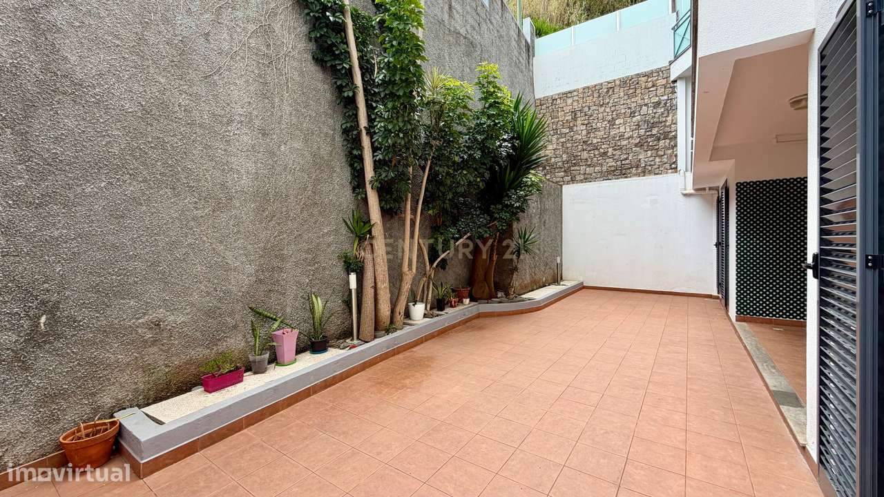 Apartamento T2+1 em Santo António-29