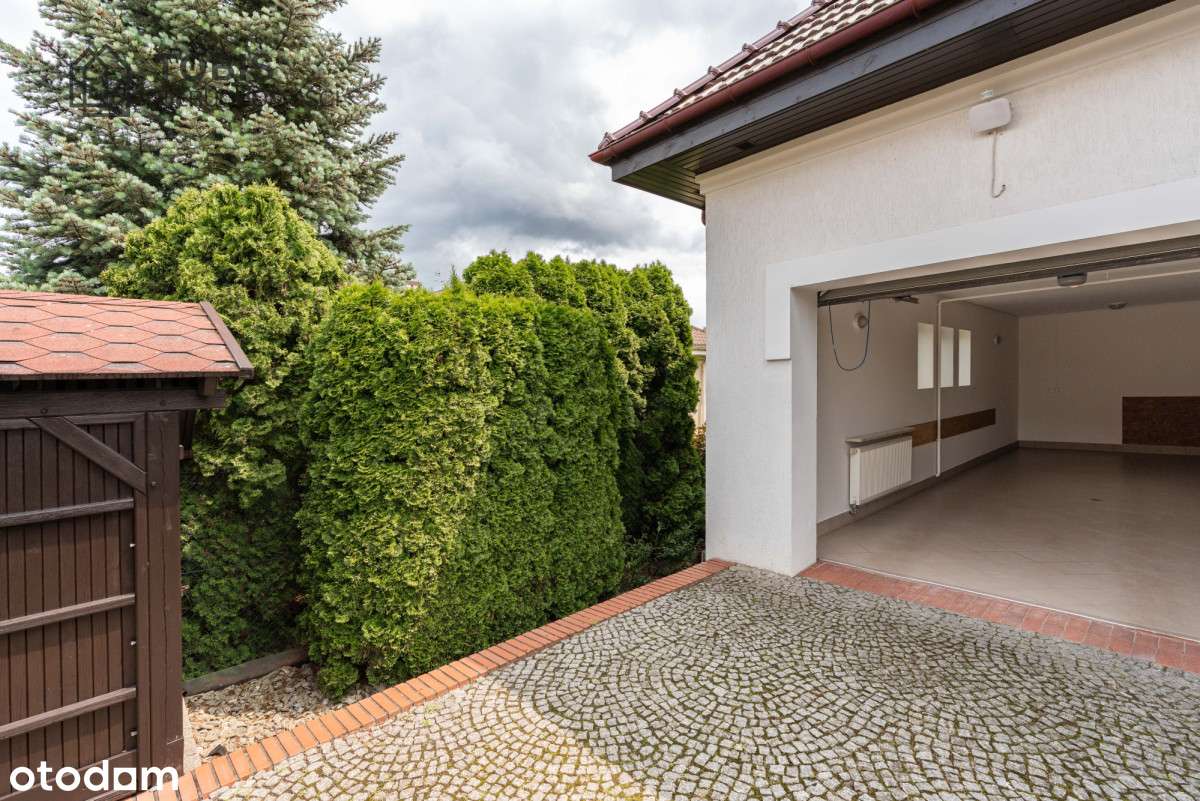 Rodzinny i przestronny ! cudowny ogród-18