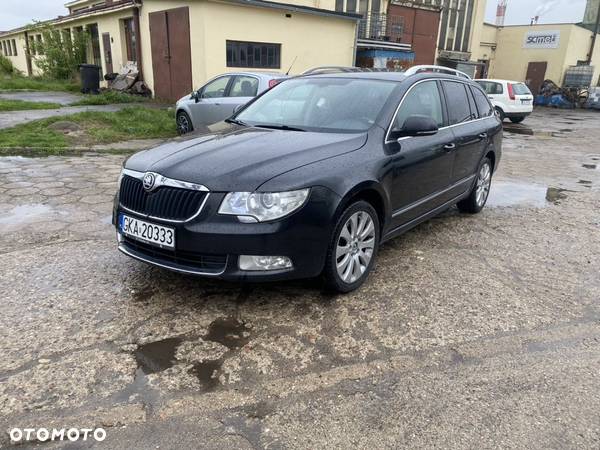 Skoda Superb 2.0 TDI DSG Comfort - 1