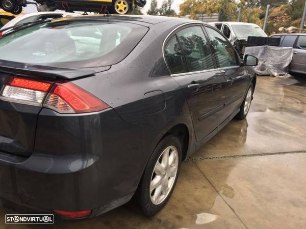 Renault Laguna III 1.5 dci 110cv de 2010 para peças - 3