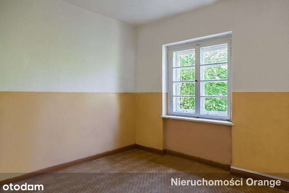 Działka pod działalność m.in. usługową.-16