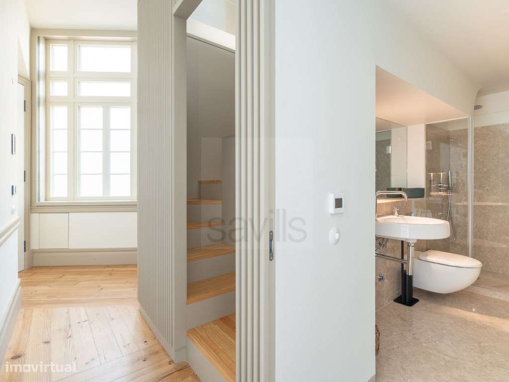 Apartamento T0 mobilado e decorado na Avenida dos Aliados-10
